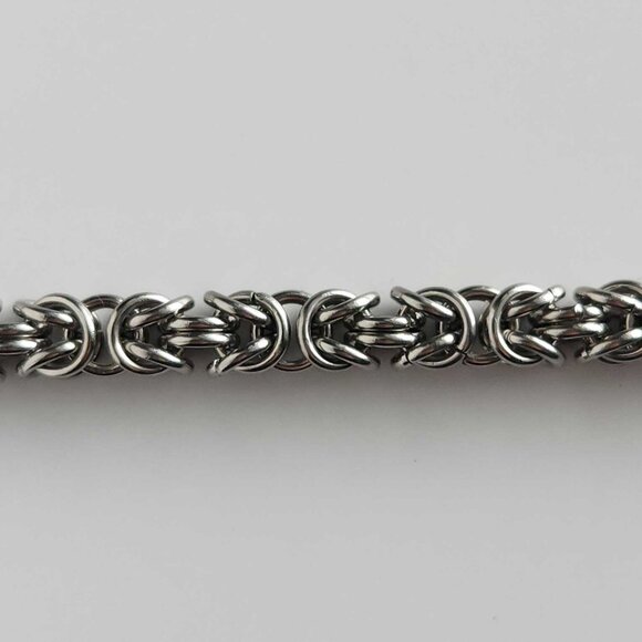 Classic 18 inch byzantine stainless steel chain - Picture 3 of 8